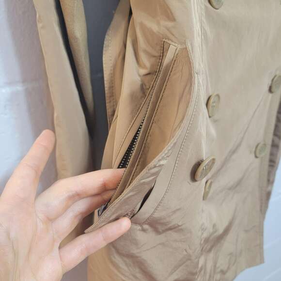 BCBG Max Azria Trench Coat - Picture 4 of 10